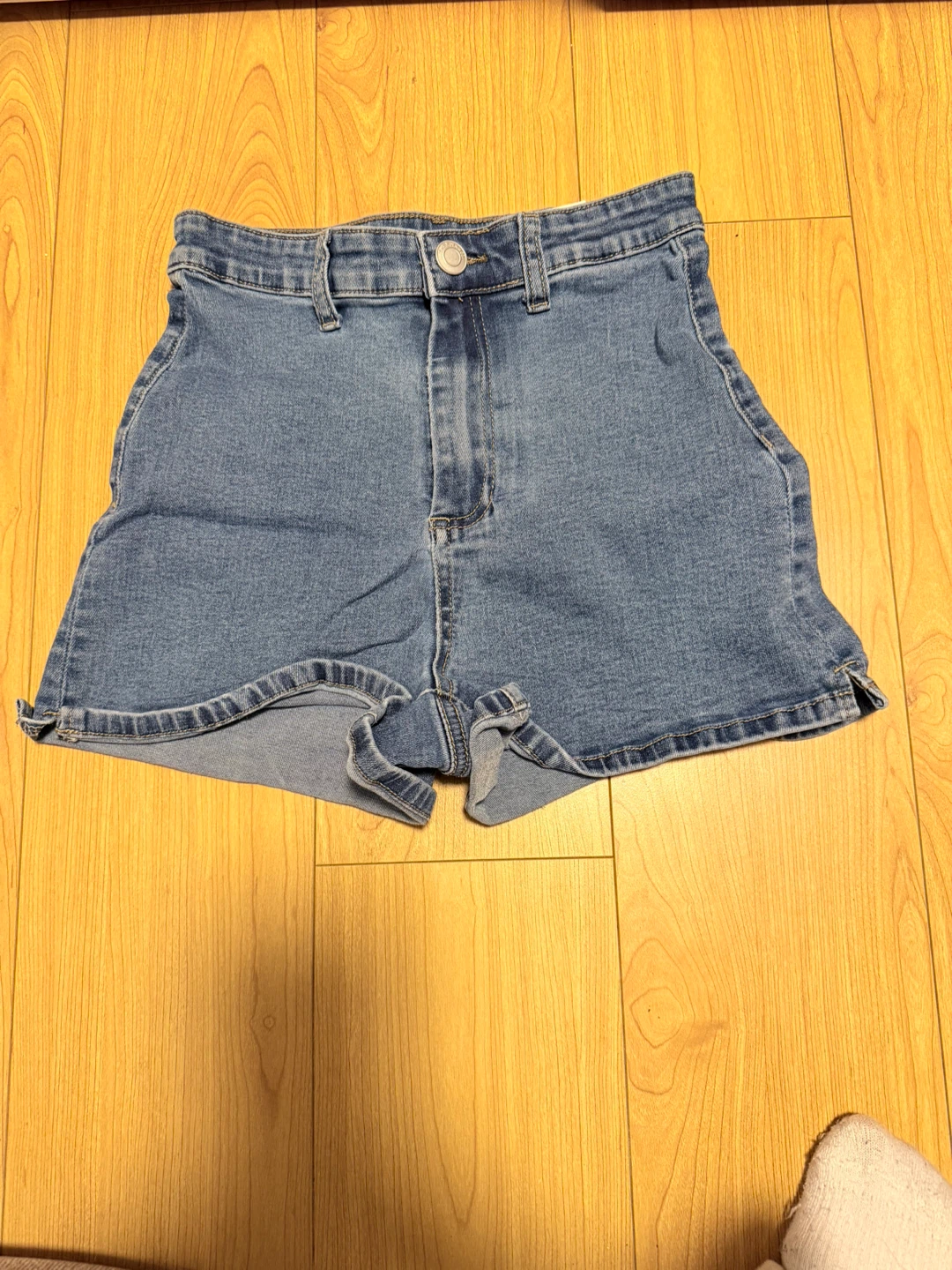 Shorts - photo 4