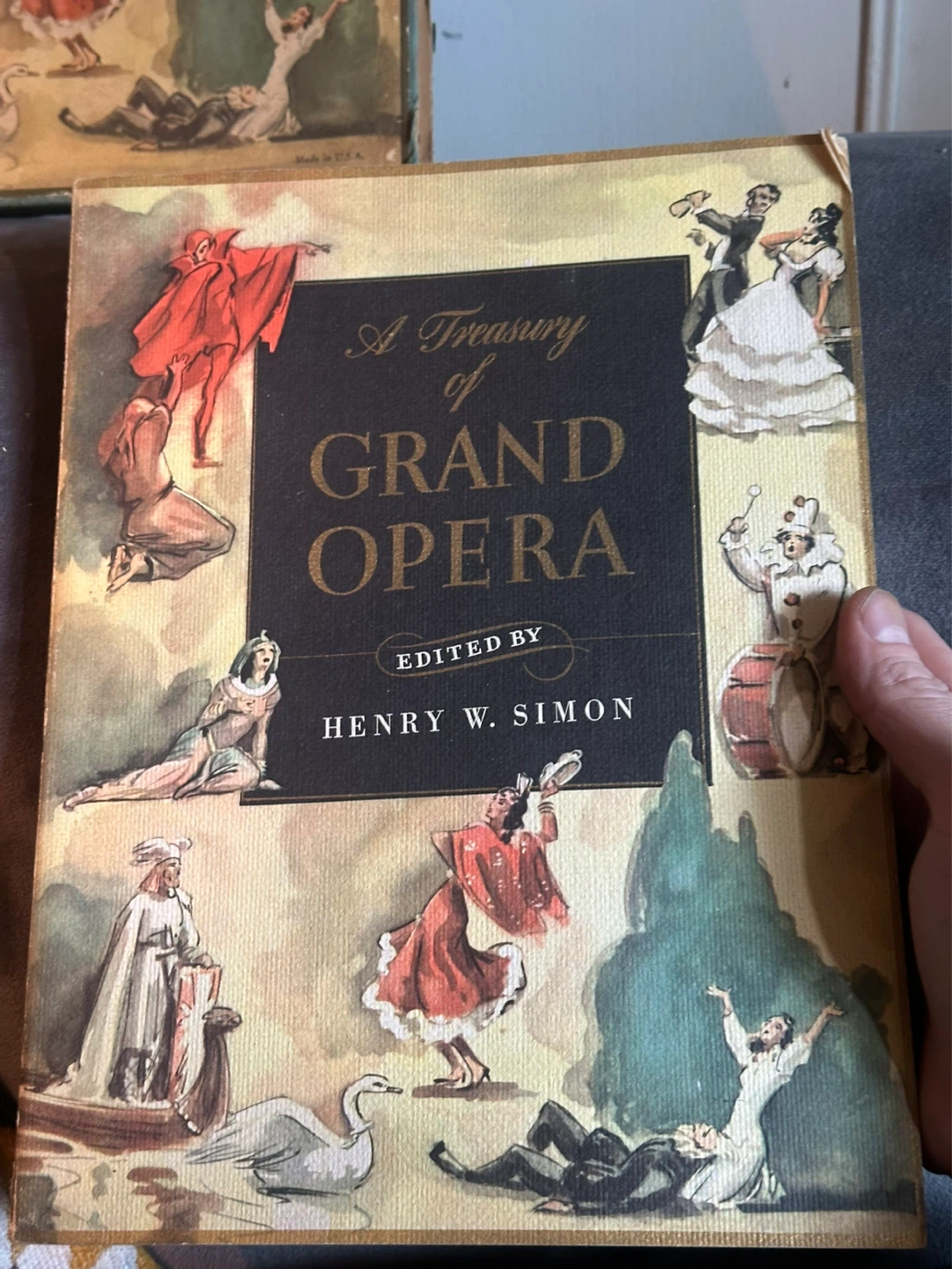 1946 "A Treasury of GRAND OPERA" 1st Ed Henry W. Simon - photo 2
