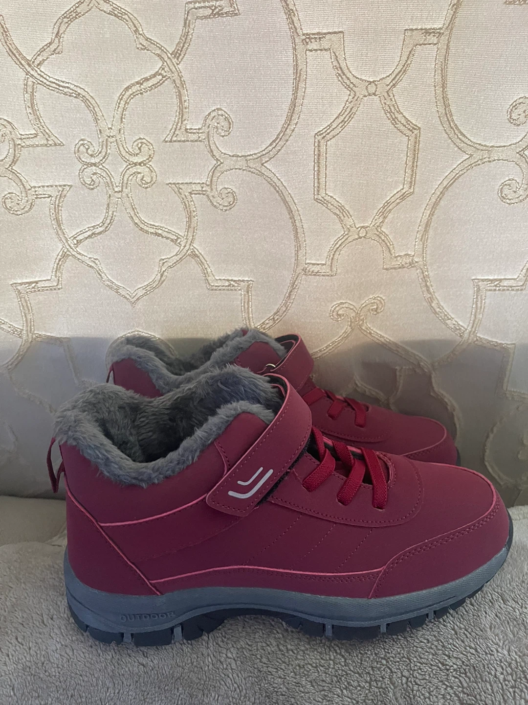 Women's Burgundy Winter Boots