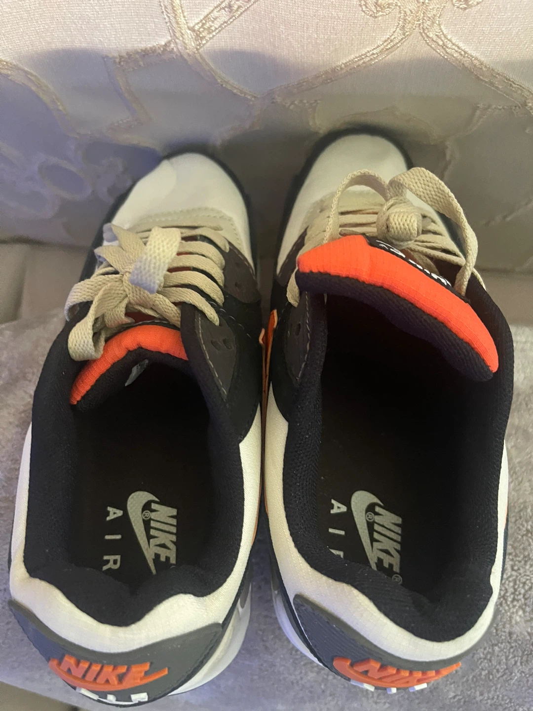 Nike Air Max 90 Shoes - Size 8 - photo 4