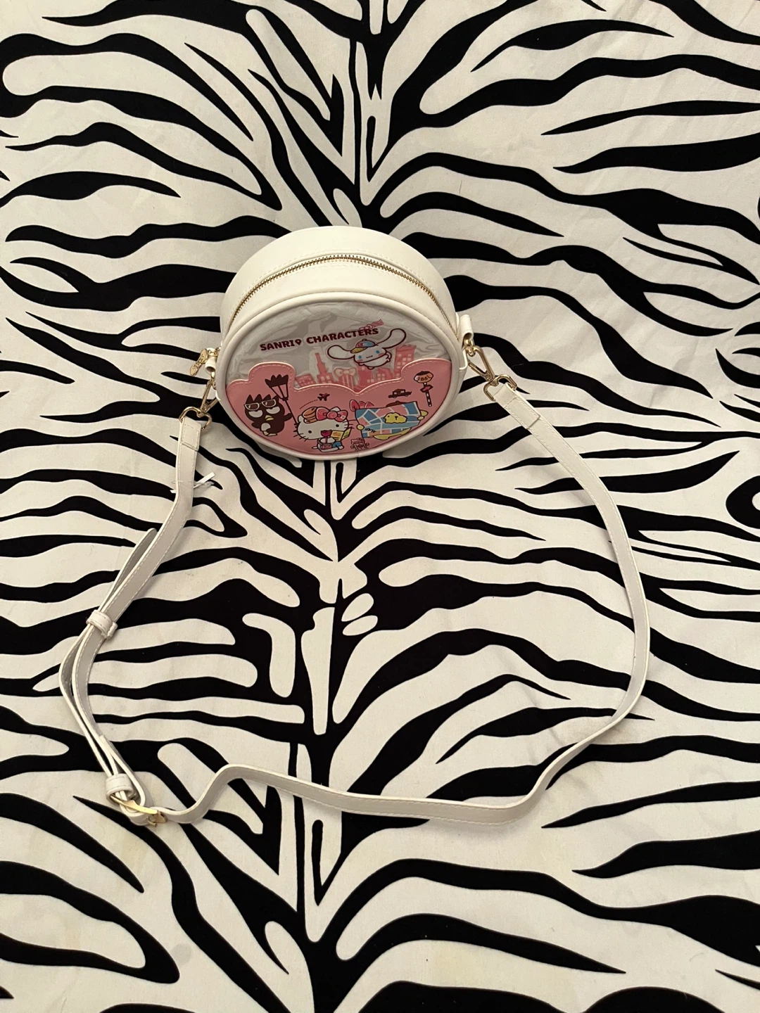 💗 Hello Kitty Characters round crossbody bag 💗 - photo 4