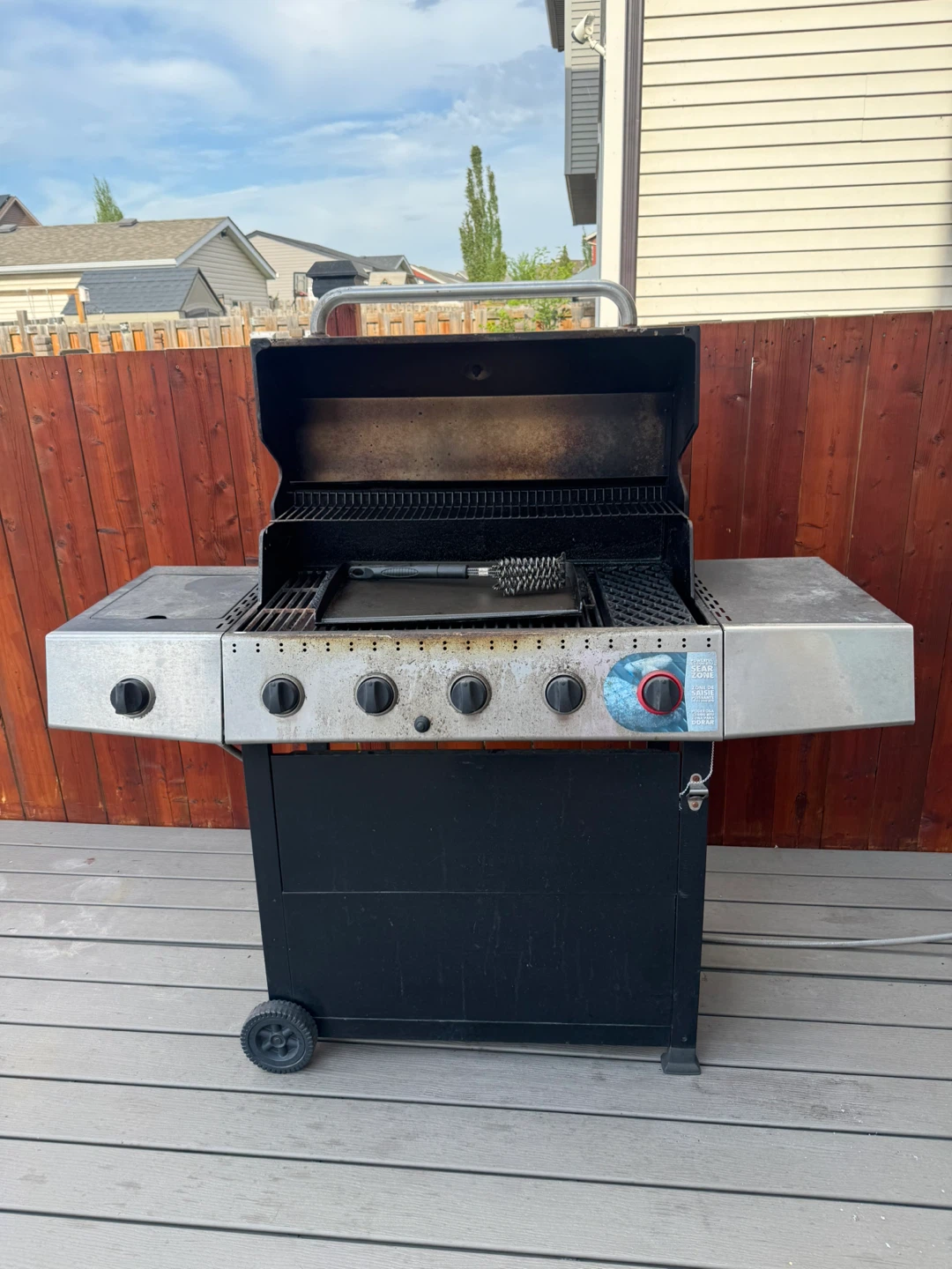 Broil King Gas Grill - photo 2