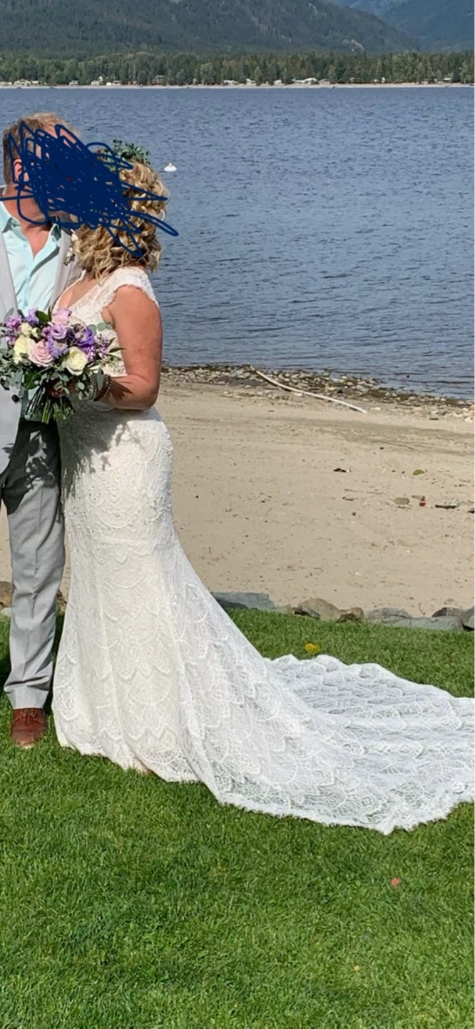 White Lace Wedding Dress