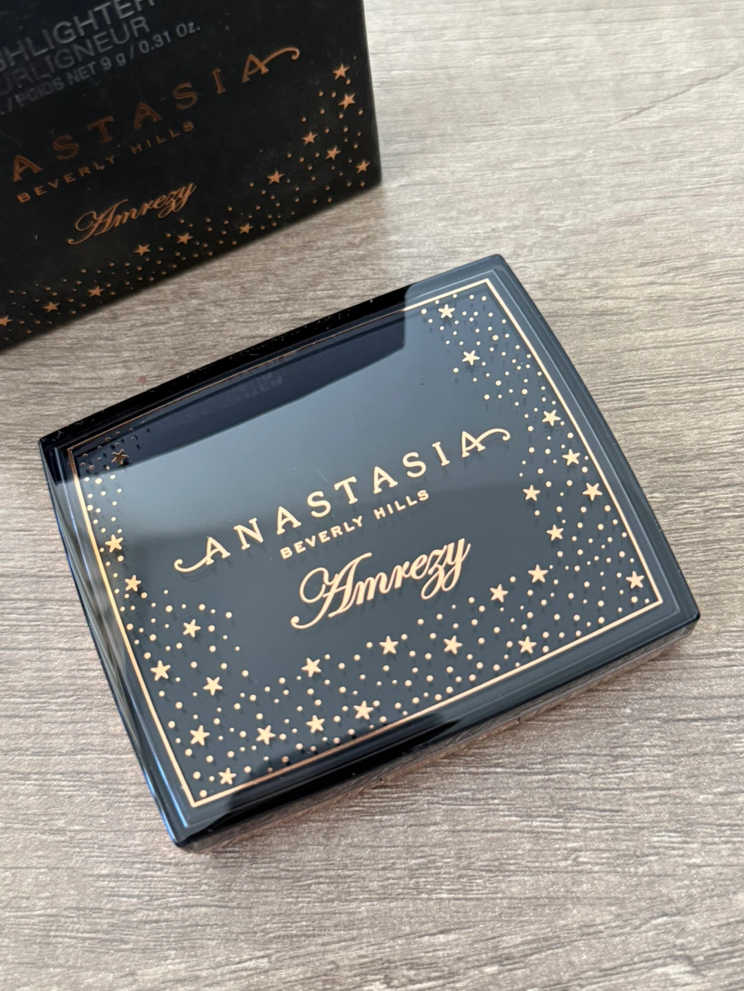 Anastasia Beverly Hills Amrezy Highlighter