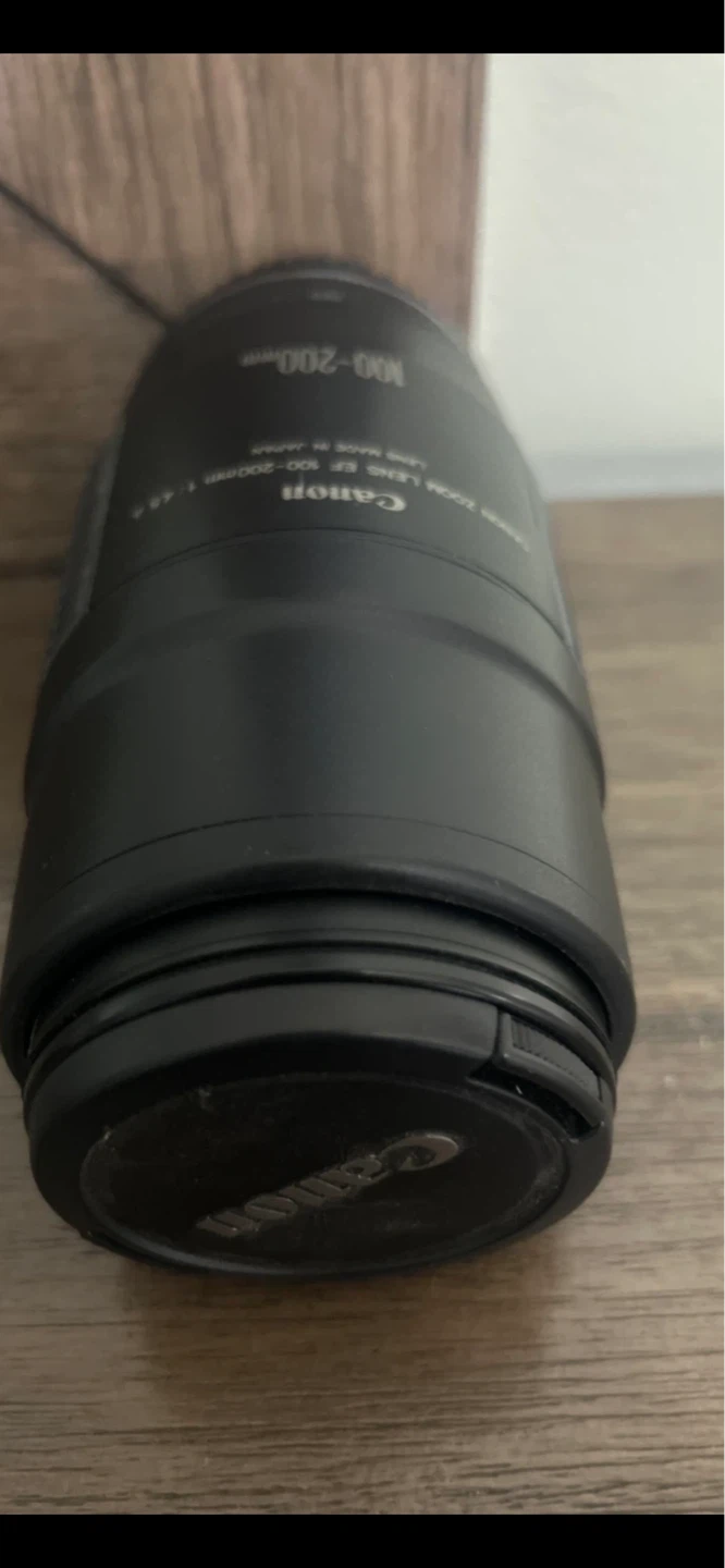 Canon Zoom Lens EF 100-200mm f/4.5 A - photo 3