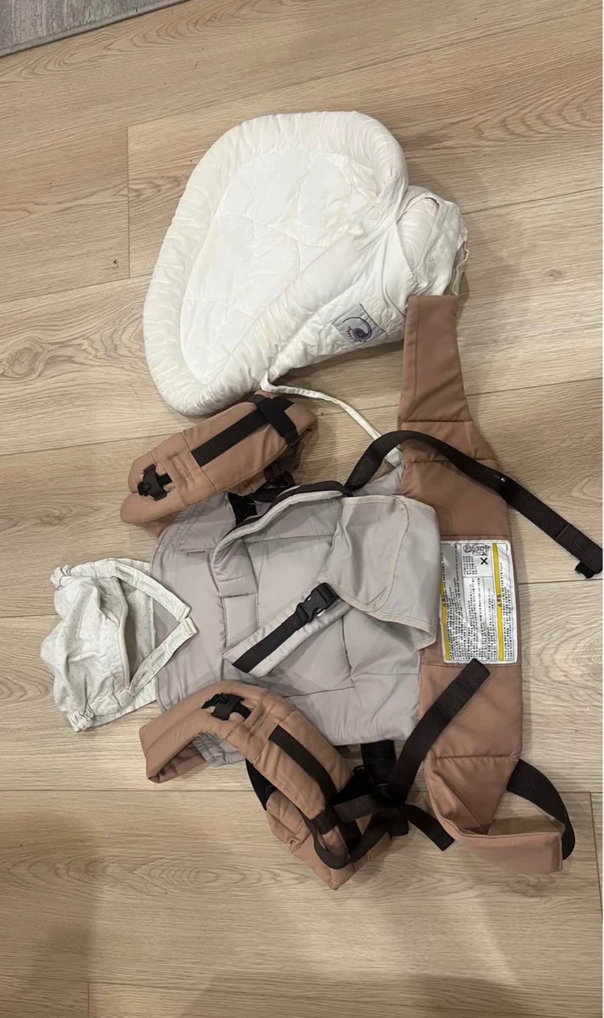 Combi Baby Carrier with Infant Insert