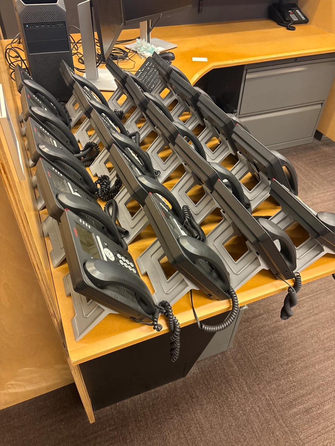 Avaya IP Phones - Lot of 20 - photo 2