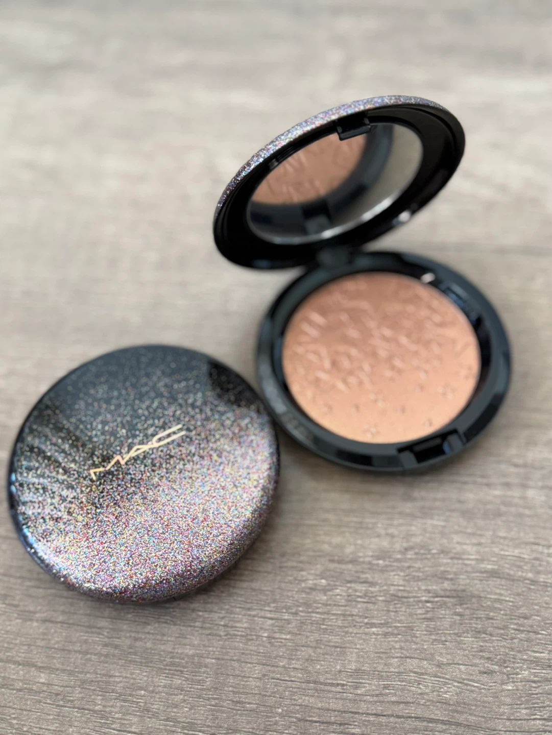 MAC Rising Star Opalescent Powder - photo 2