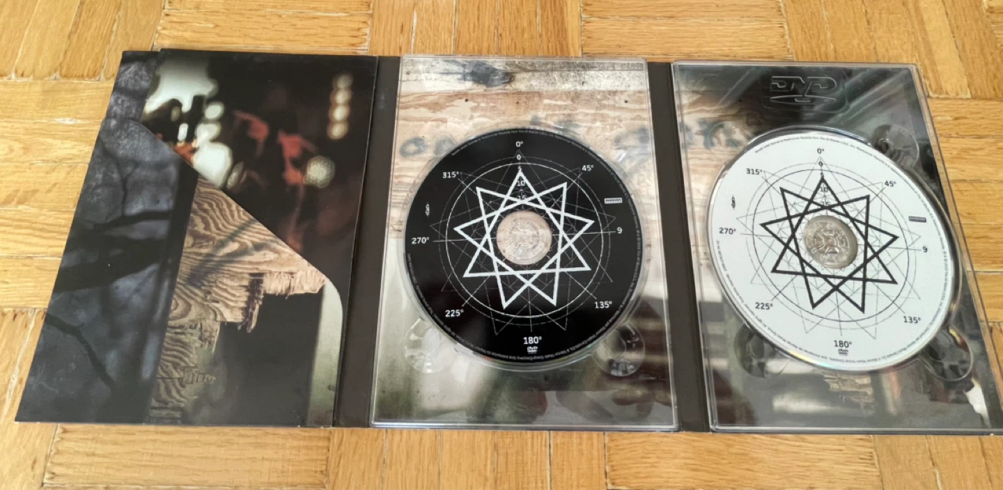 Slipknot Sicnesses Dvd Set - photo 3