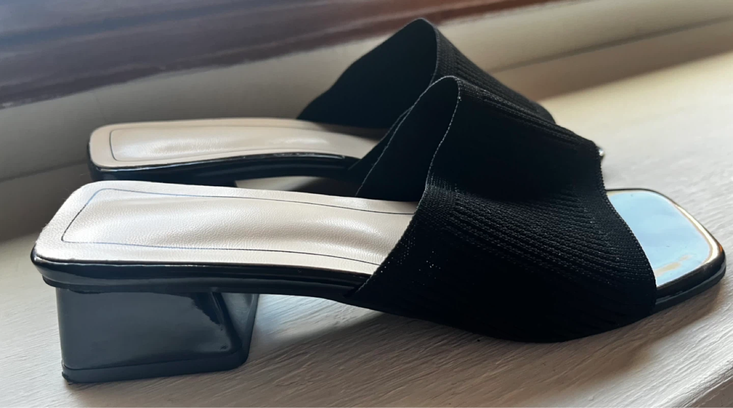 Black Slide Heeled Sandals Size 7 - photo 5