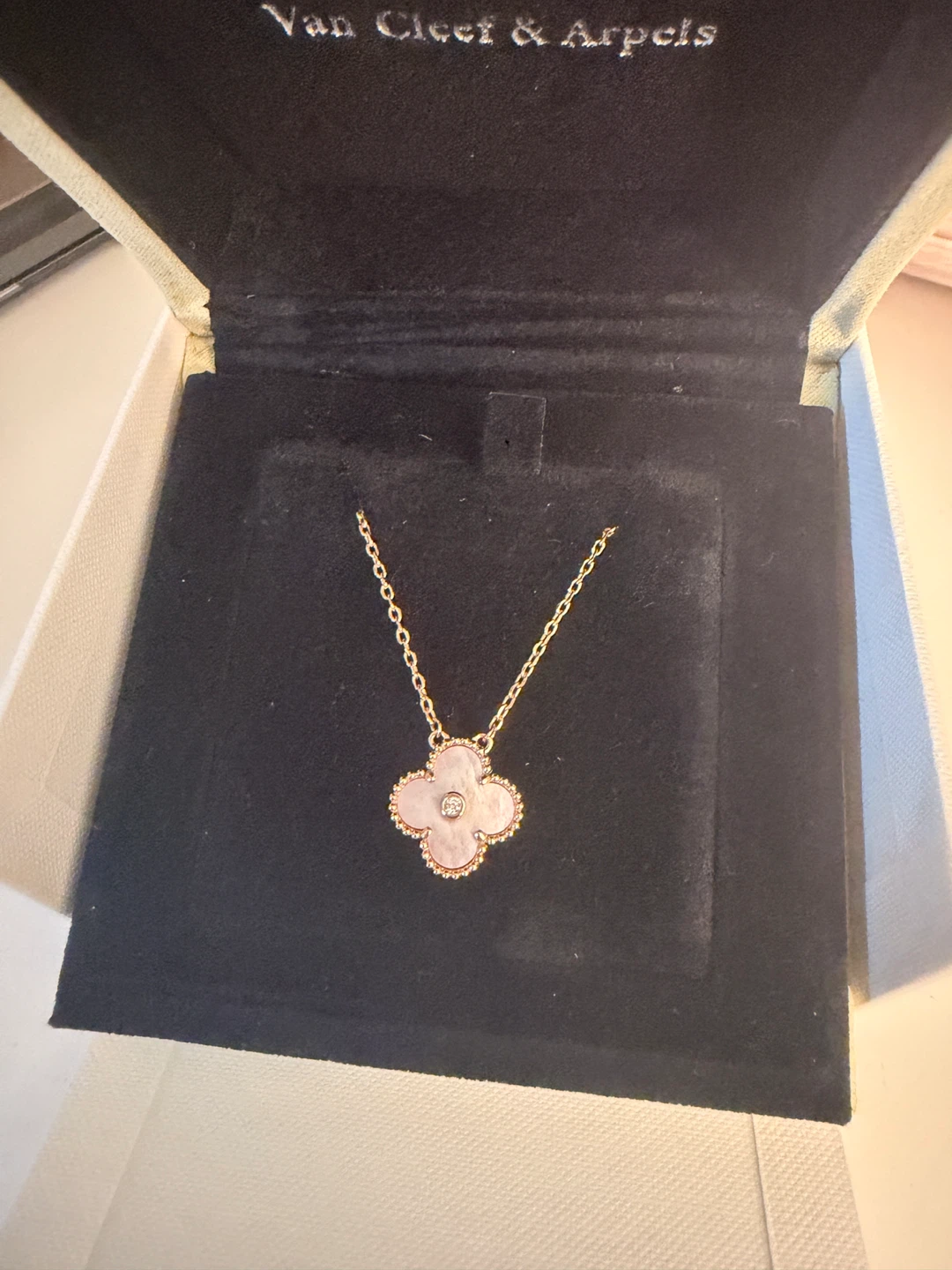 VCA Rose gold - photo 2