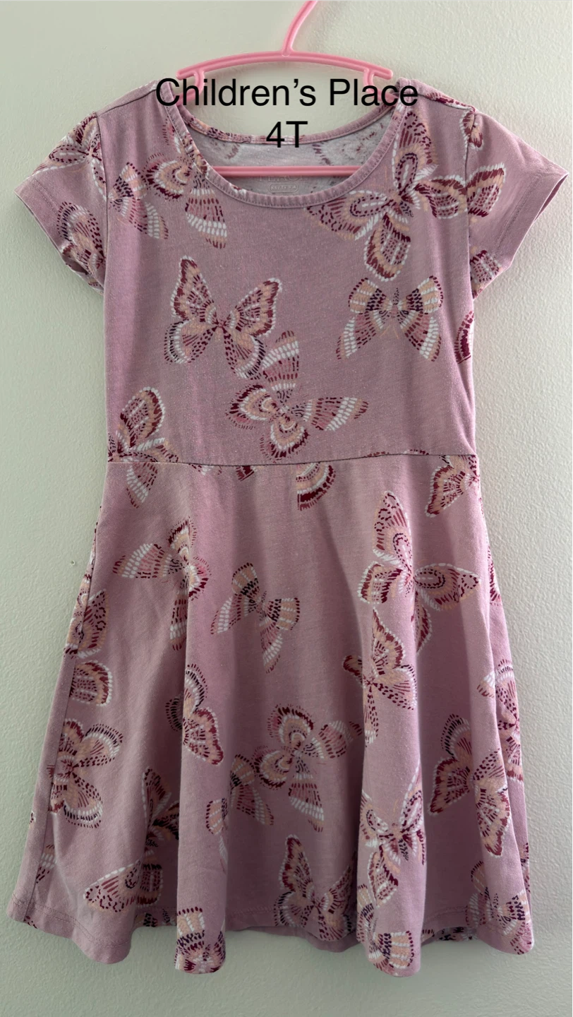 Kids' dresses