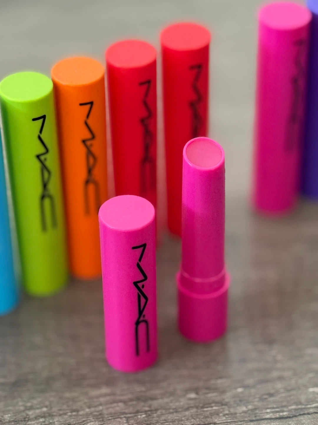 MAC Cosmetics Squirt Plumping + Nourishing Lip Gloss Stick - photo 3