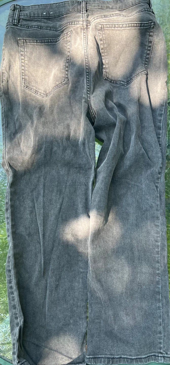 Reitmans Woman’s Black Vintage Classic straight cut Jeans - photo 2