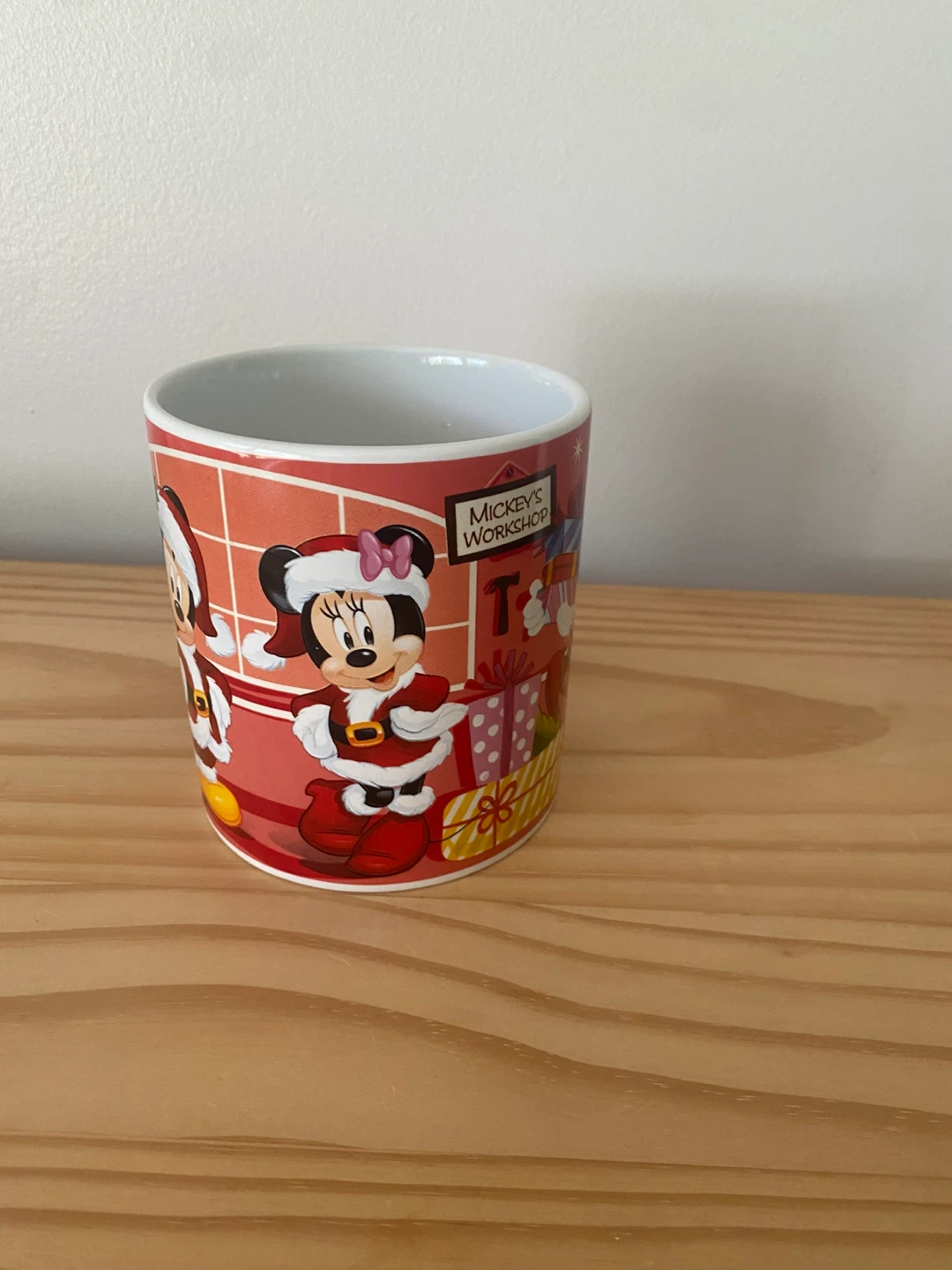 “NEW” Disney Mickey's Christmas Mug - photo 2