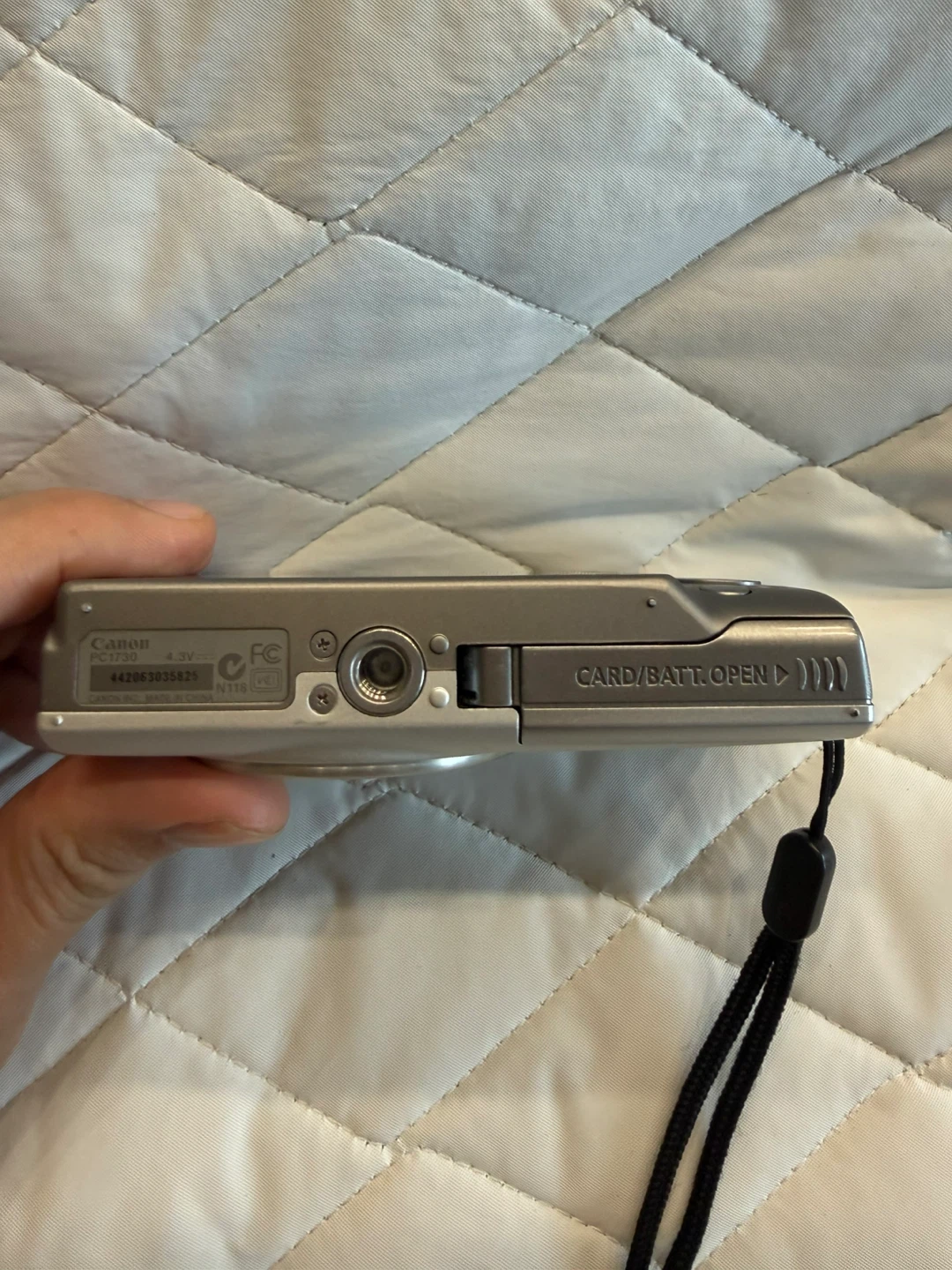 Canon PowerShot A4000 IS Digital Camera - photo 3