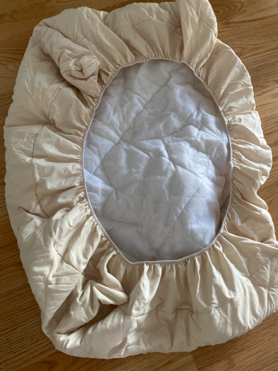 Graco Pack 'n Play Playard with Mattress & Sheet - photo 4