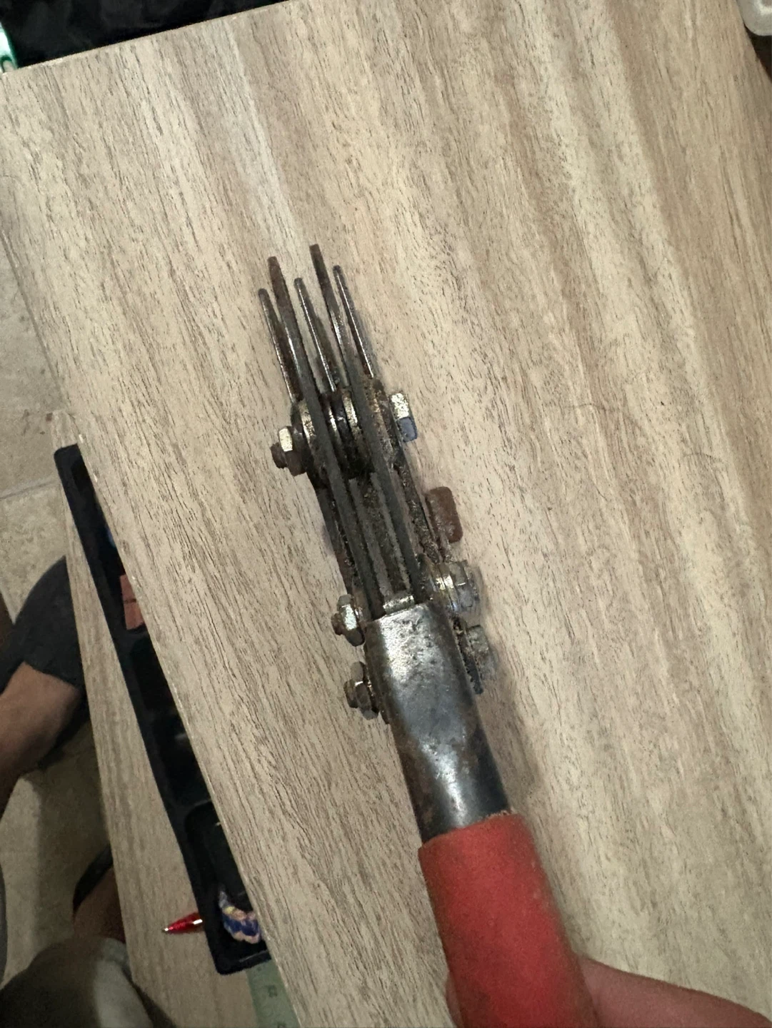 MILLS INC Crimping Tool