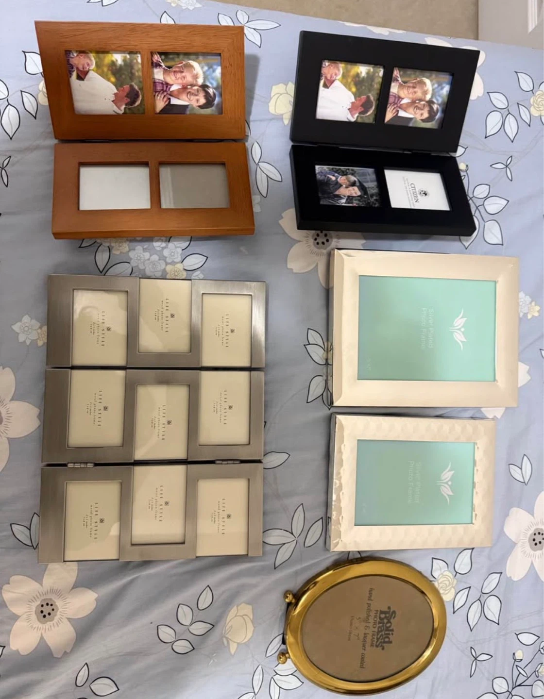 Bundle of Picture Frames