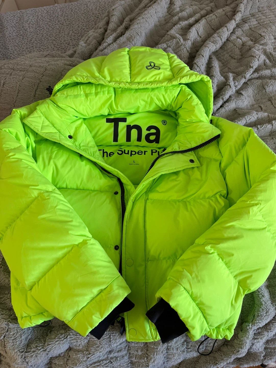 Tna The Super Puff Puffer Jacket - Neon Green - Size L