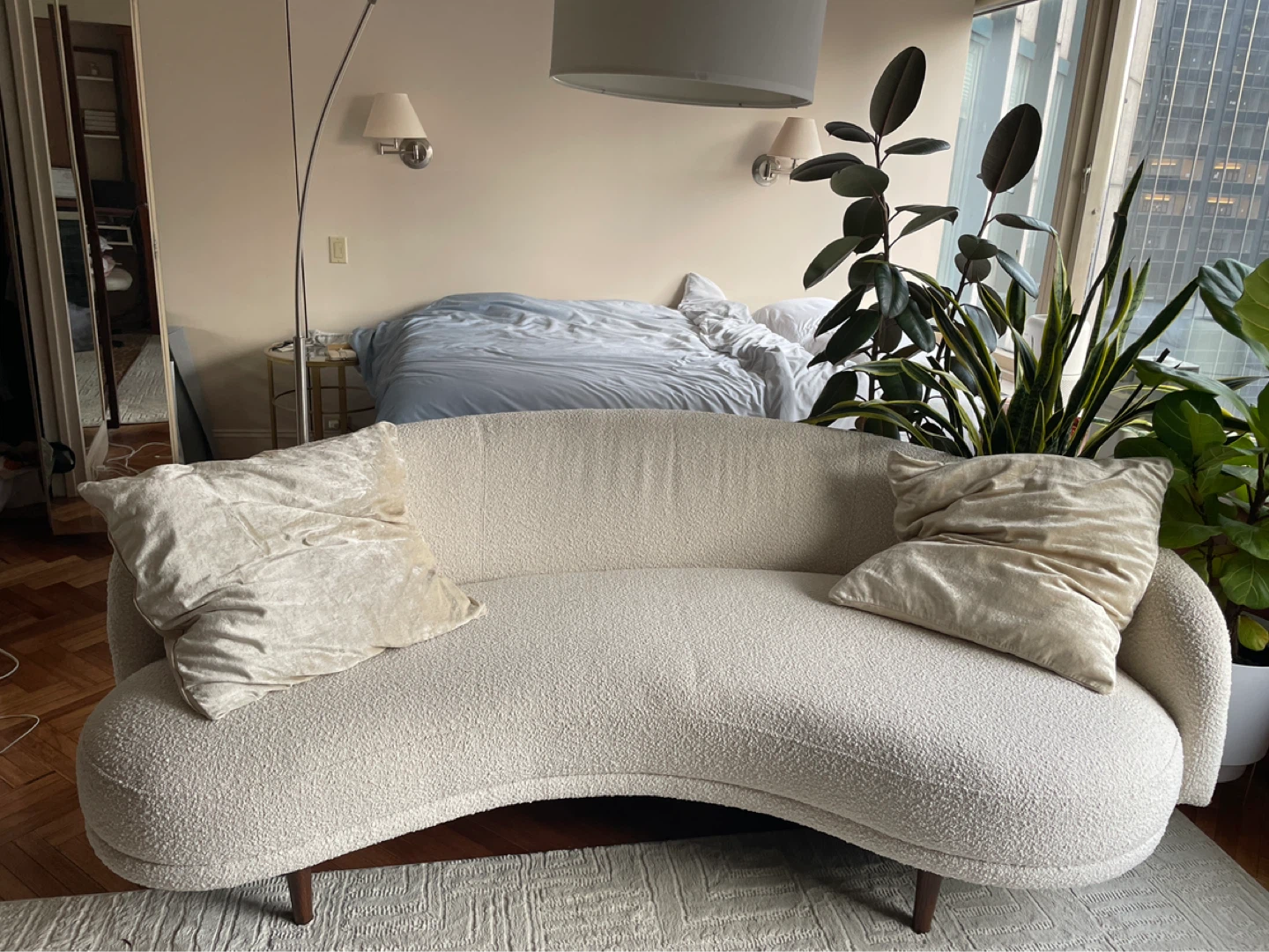 Curved Article Kayra Bouclé Sofa - photo 2