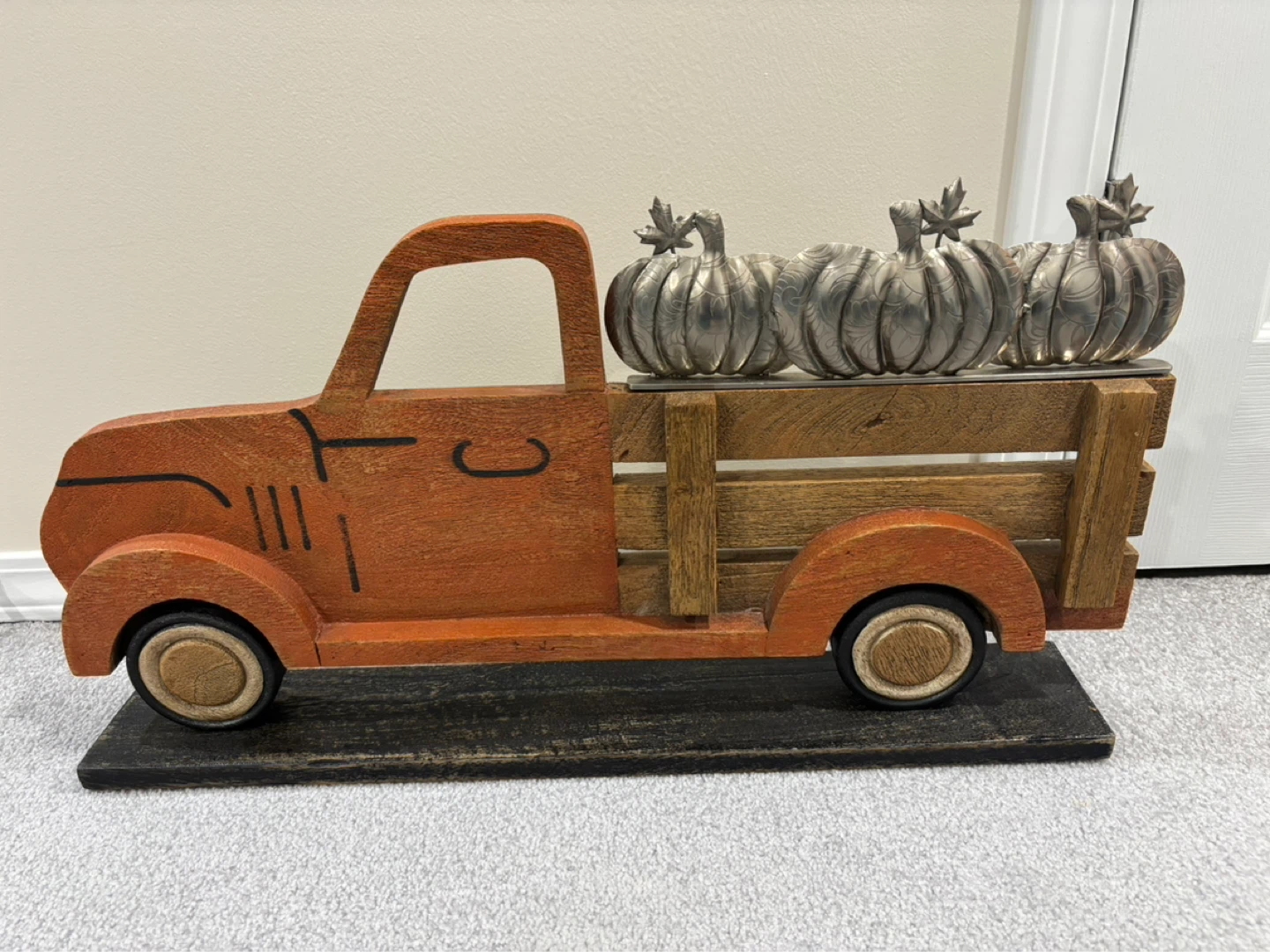 BRAND NEW WOODEN FALL DECOR