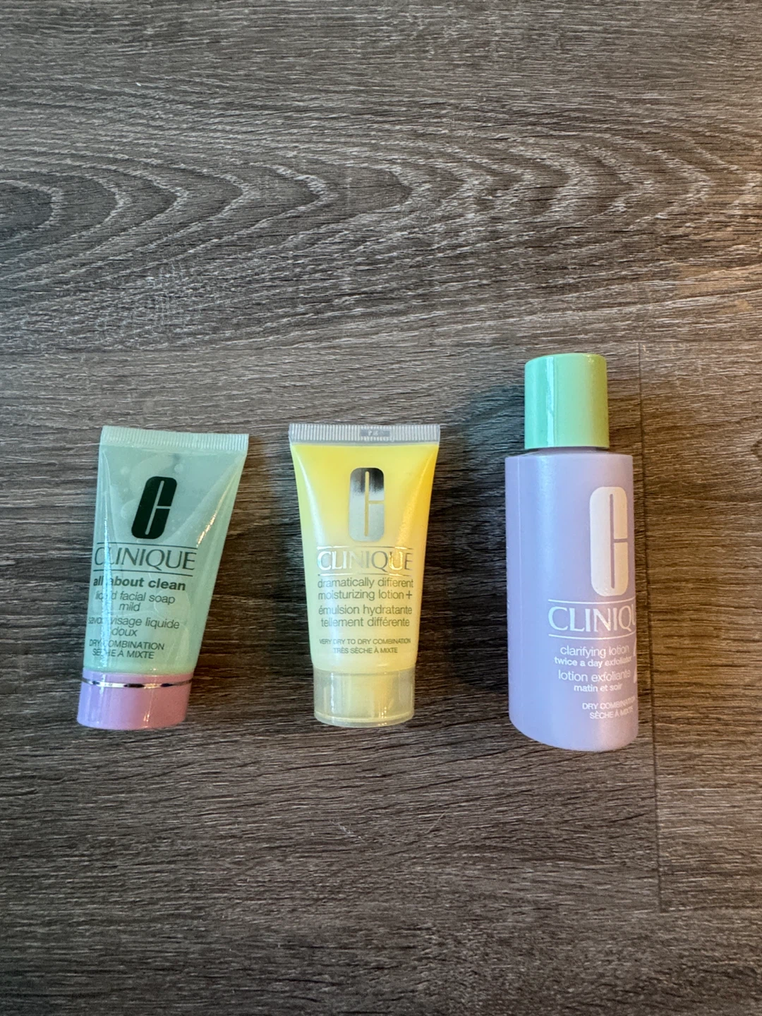 Clinique 3 Step Skincare Set - Dry Combination - photo 2