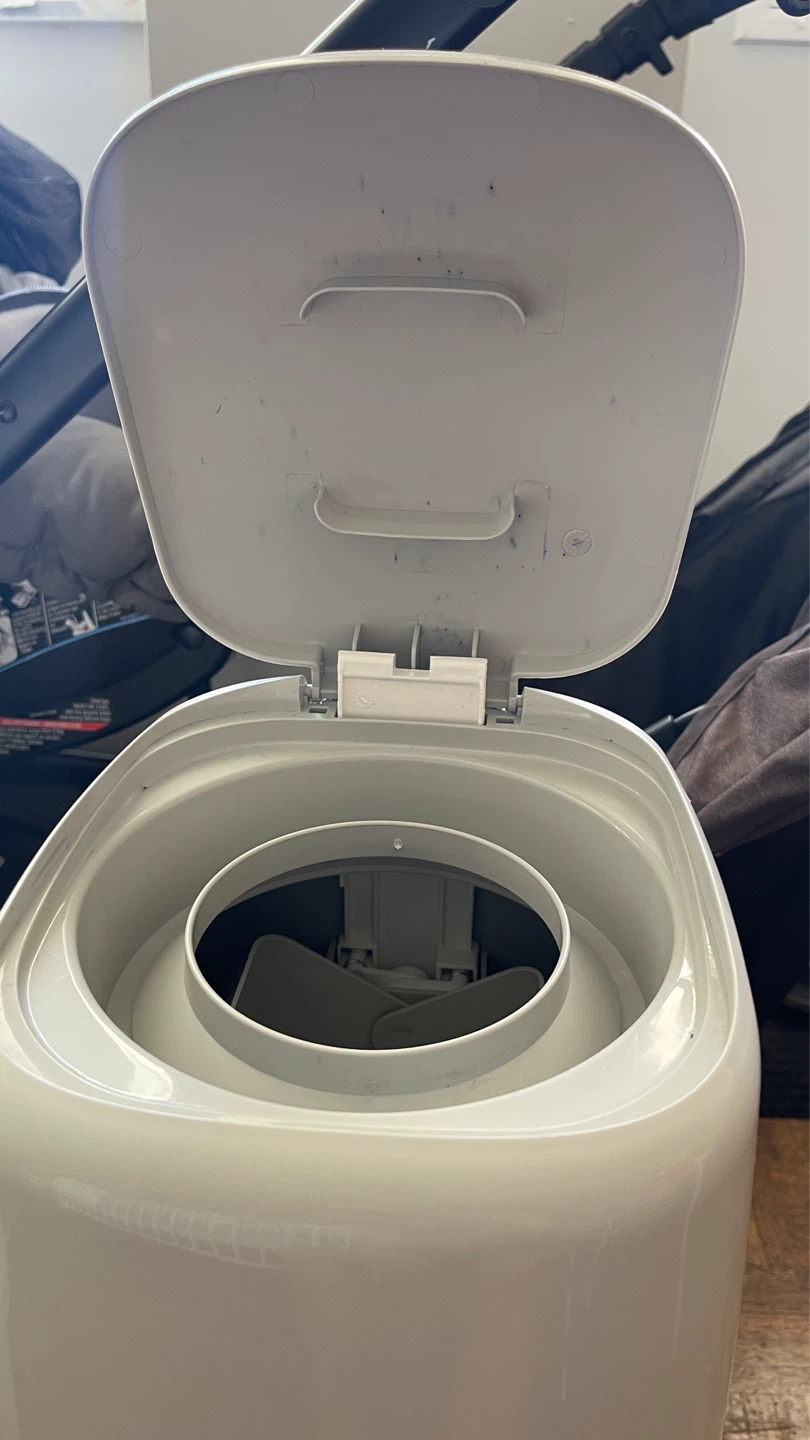 2 Diaper Genie Complete (Grey & White) Playtex - photo 4