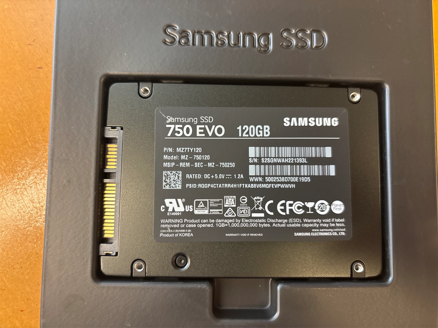 Samsung 750 EVO 120GB SSD - photo 3