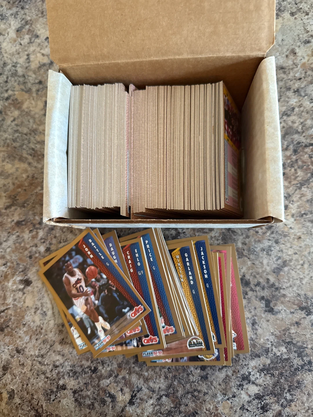 Fleer 92-93 Basketball Card Collection Box