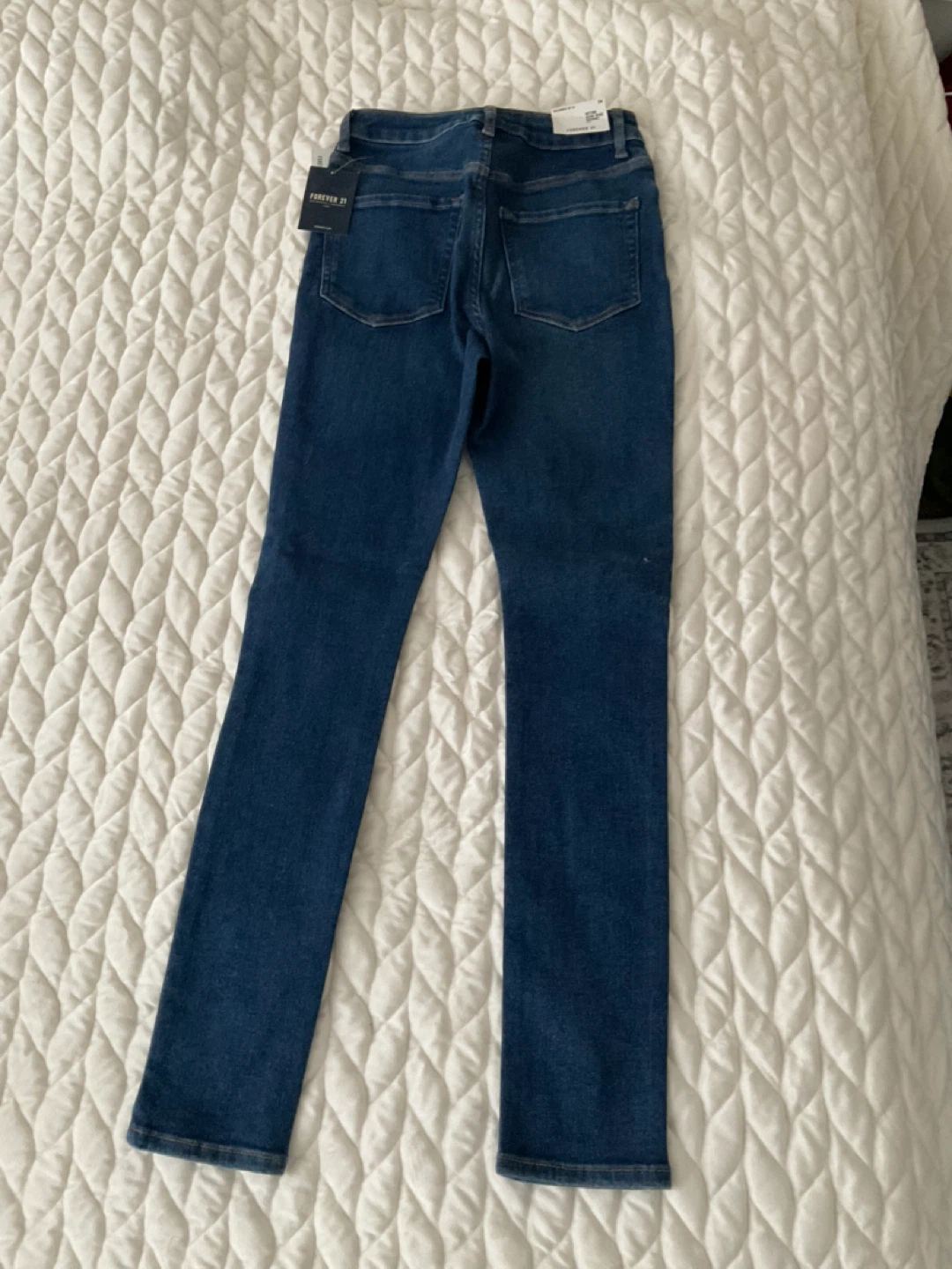 Brand New! Forever 21 High Rise Skinny Jeans - Size 24 - photo 4