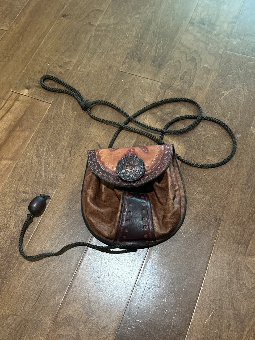 Vintage Leather Drawstring Pouch Bag - photo 4