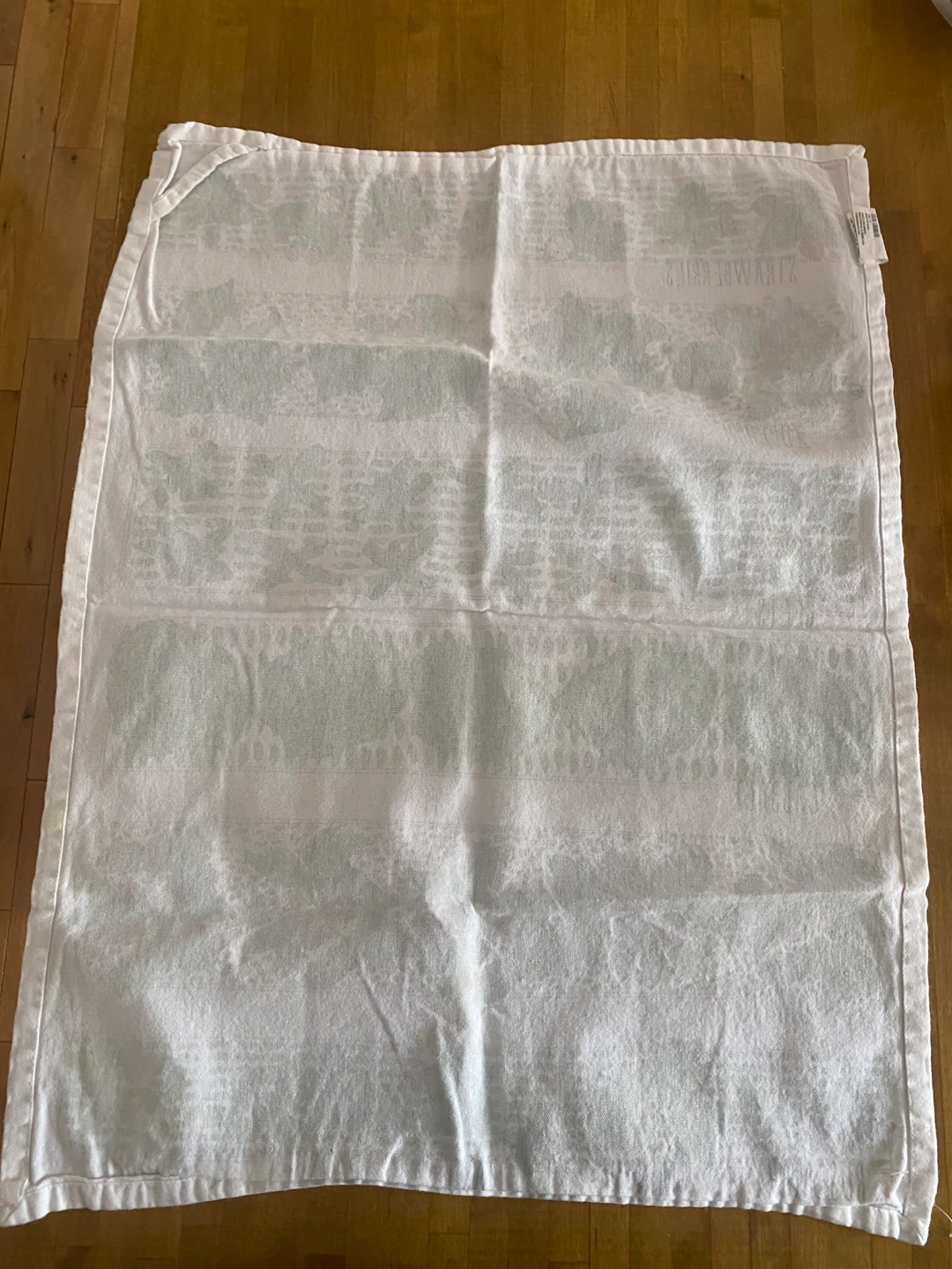 Crate & Barrel Kitchen Towel - Garden Print - photo 2