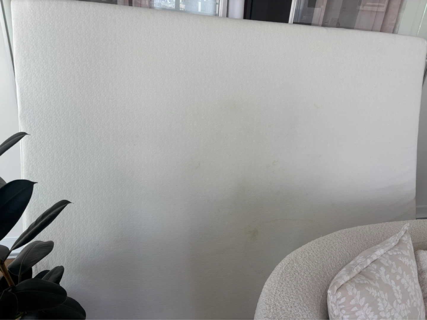 Queen Size Mattress memory foam