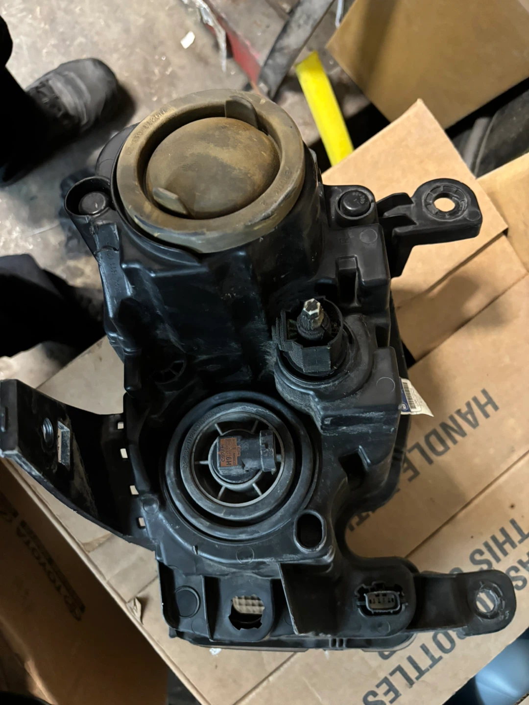 2017-2021 Jeep Grand Cherokee passenger side headlight