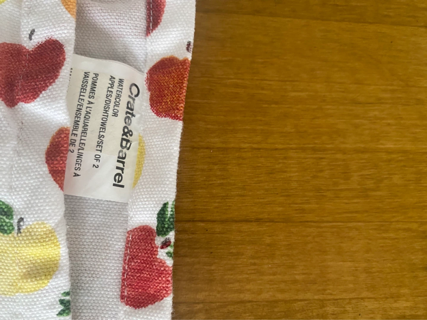 Crate & Barrel Watercolor Apple Kitchen Towel - photo 3