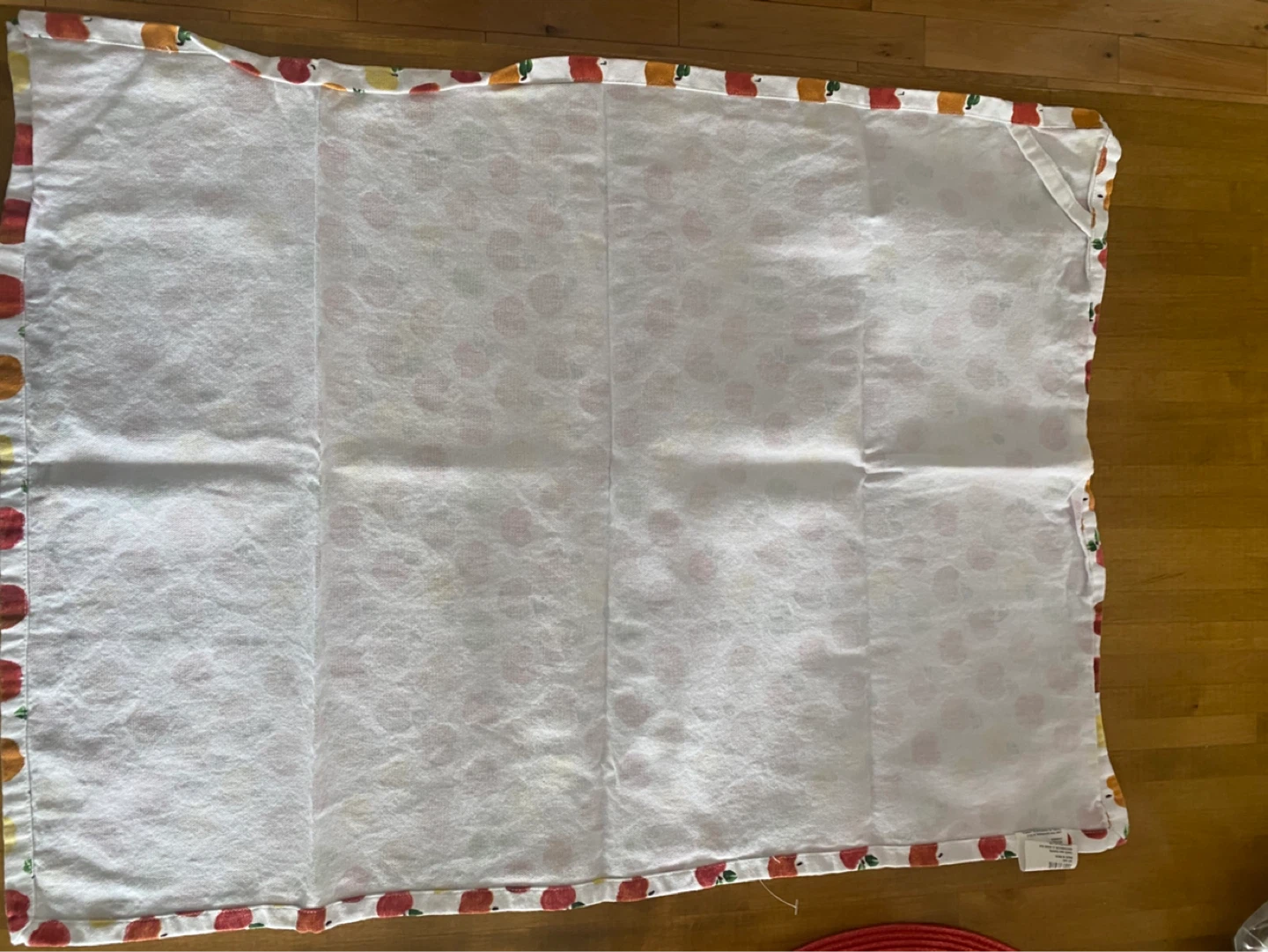 Crate & Barrel Watercolor Apple Kitchen Towel - photo 2