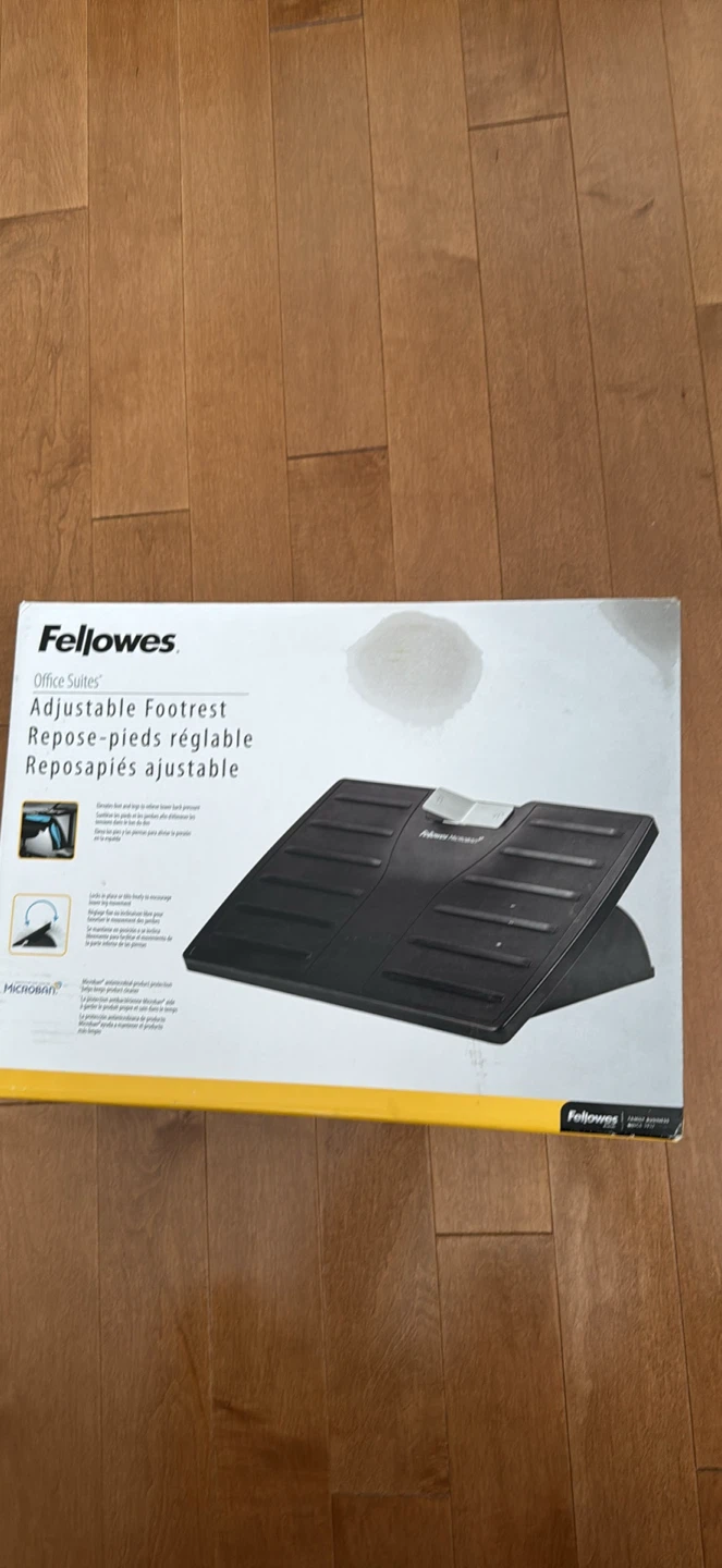 Fellowes Office Suites Adjustable Footrest