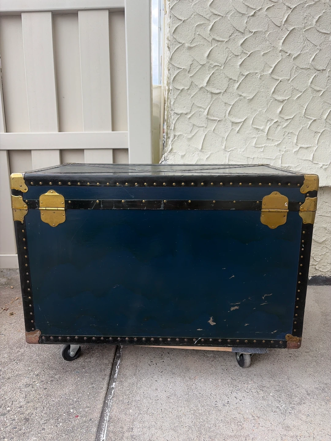 Vintage Steamer Trunk | Teal Accent Chest - photo 3
