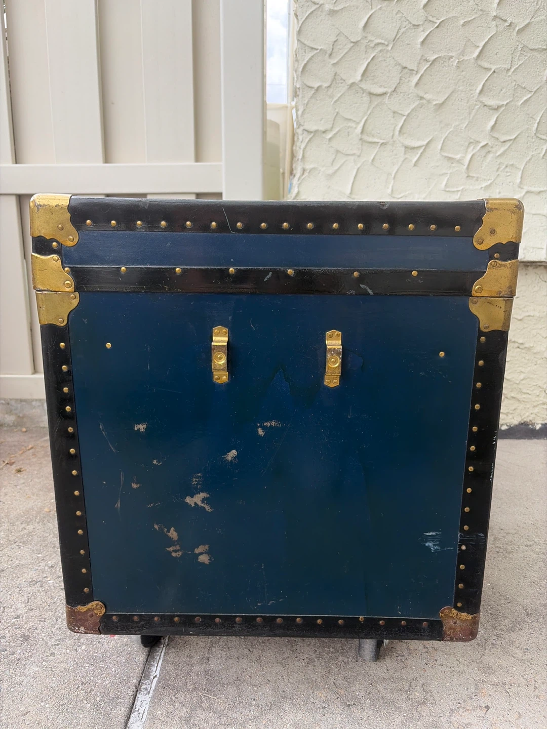 Vintage Steamer Trunk | Teal Accent Chest - photo 4