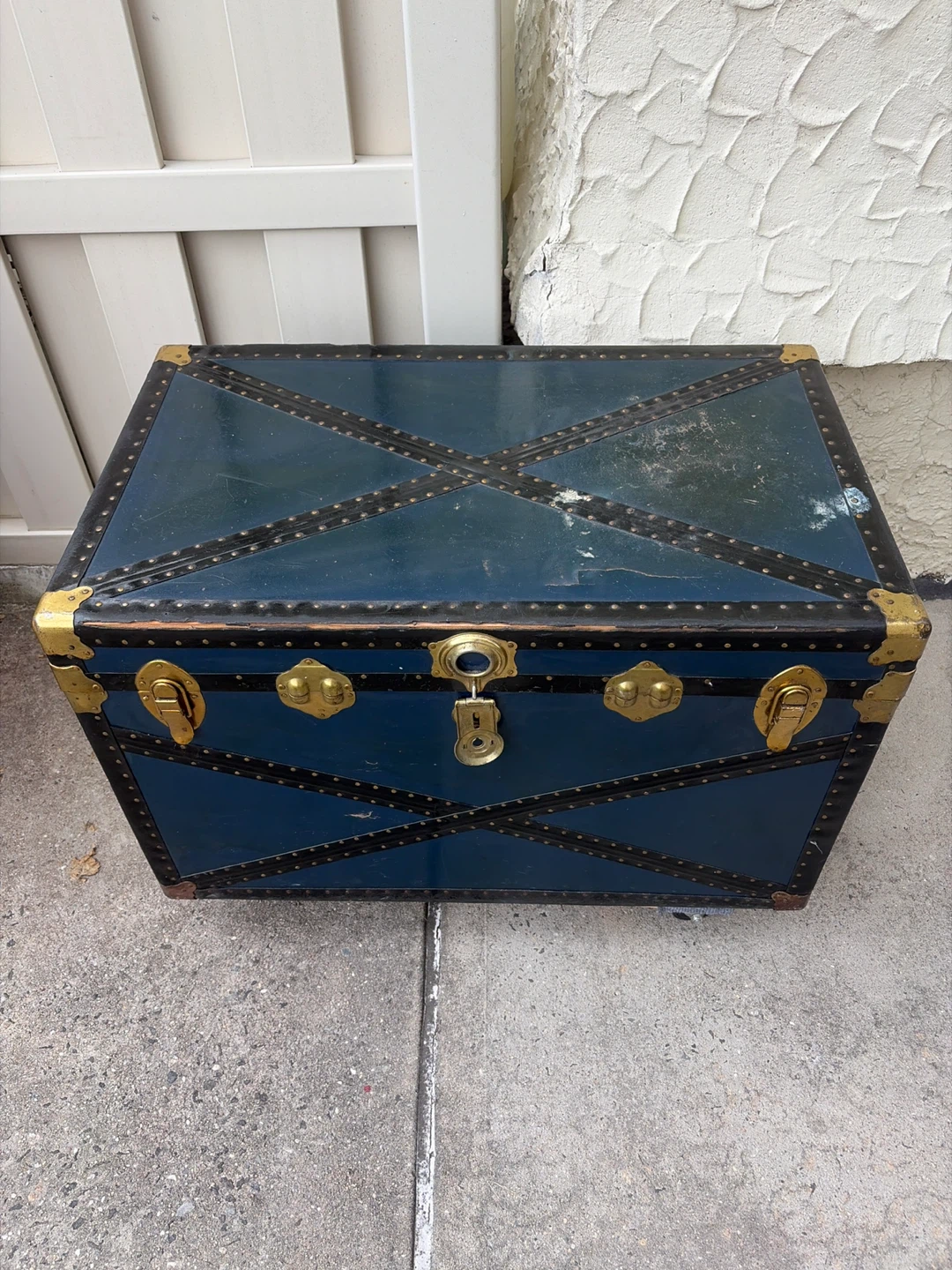 Vintage Steamer Trunk | Teal Accent Chest - photo 2