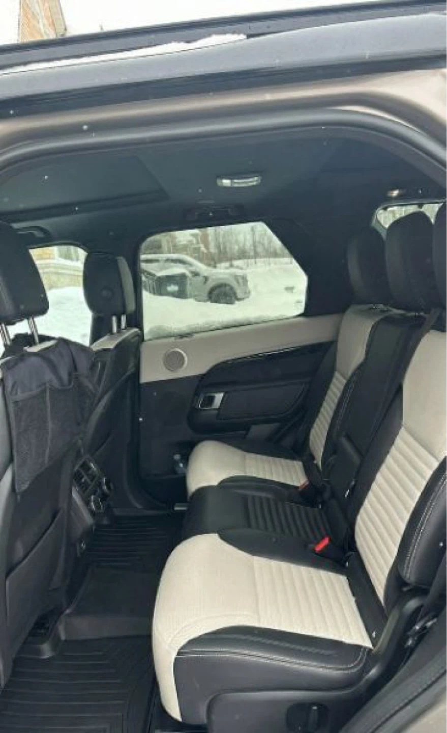 2023 Land Rover Discovery P360 R-Dynamic S - photo 4