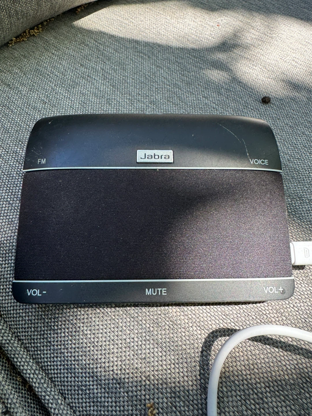 Jabra Bluetooth Speakerphone / FM – Working + Charger Included