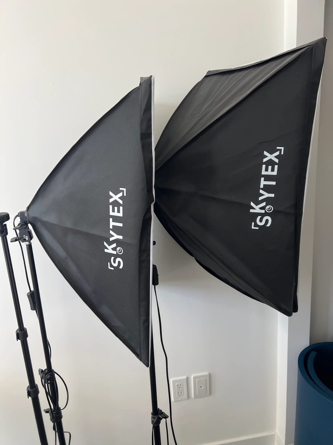 Softbox Lighting Kit - photo 2