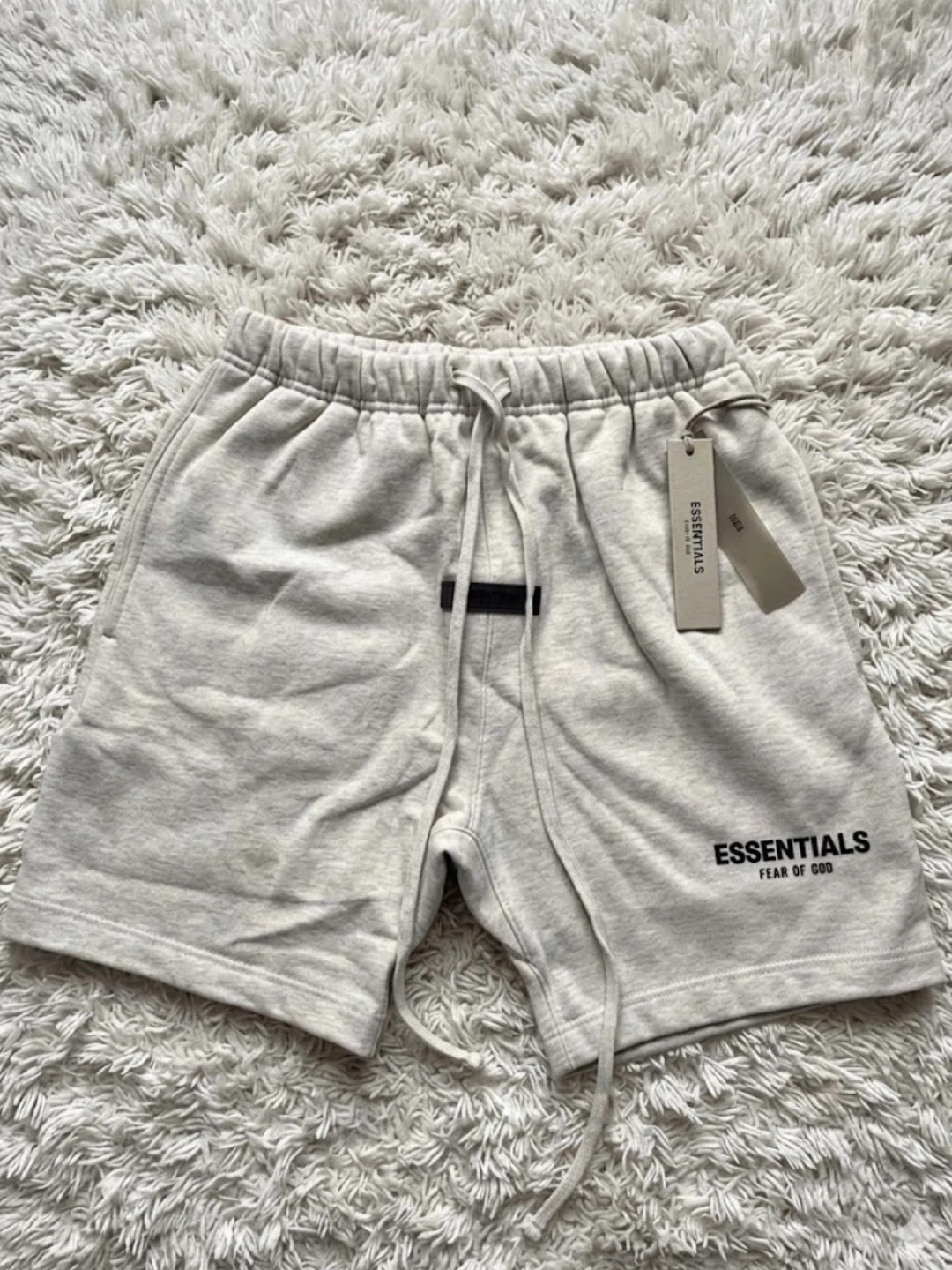 Essentials short