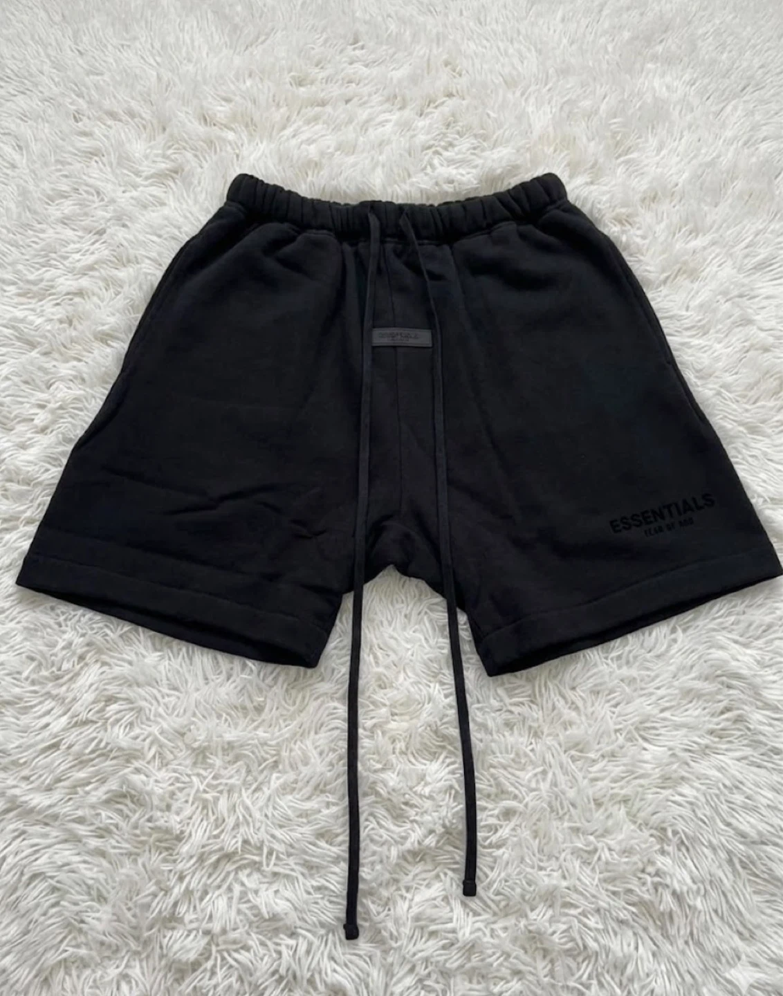 Essentials short