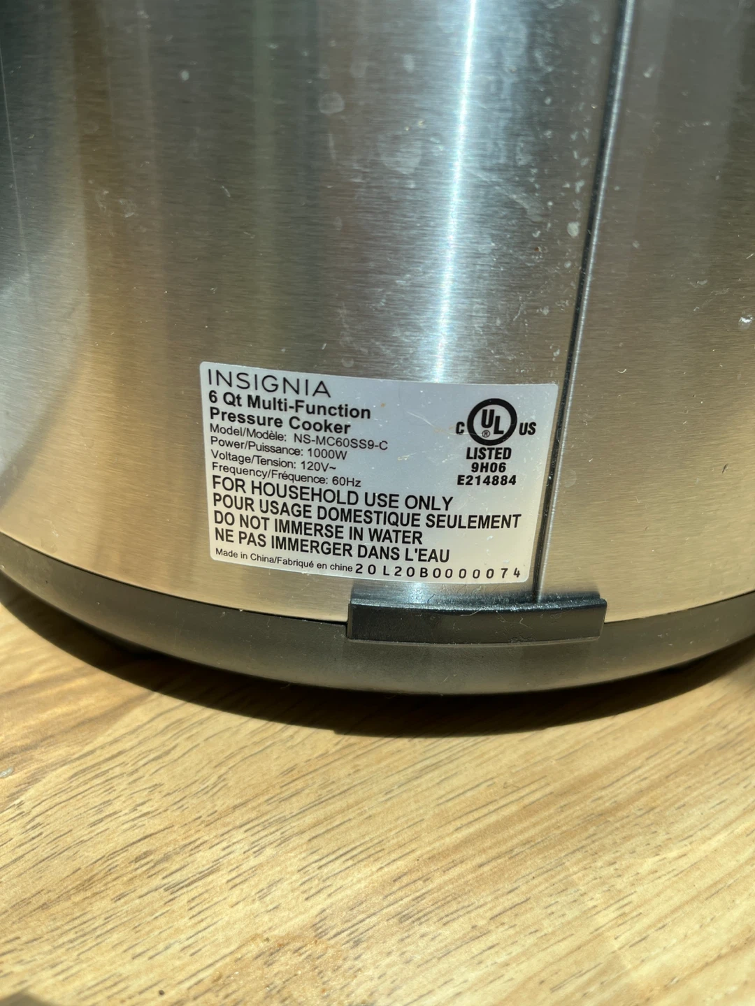 Insignia Instant Pot Pressure Cooker - photo 4