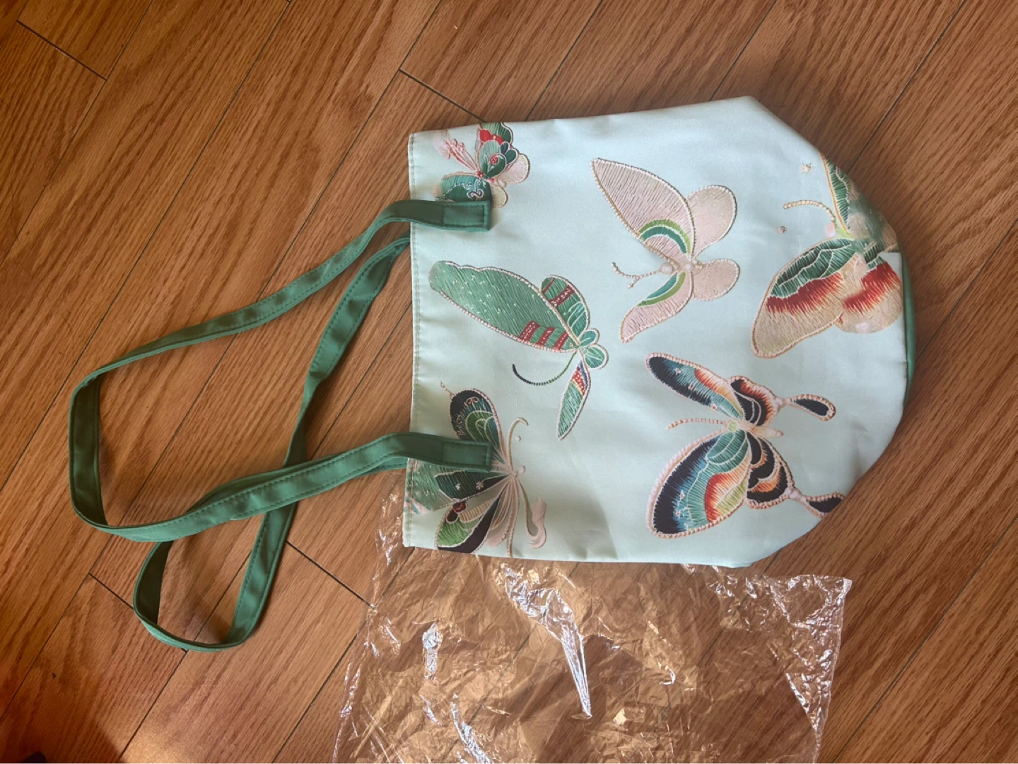 Brand New Butterfly Print Tote Bag - photo 3