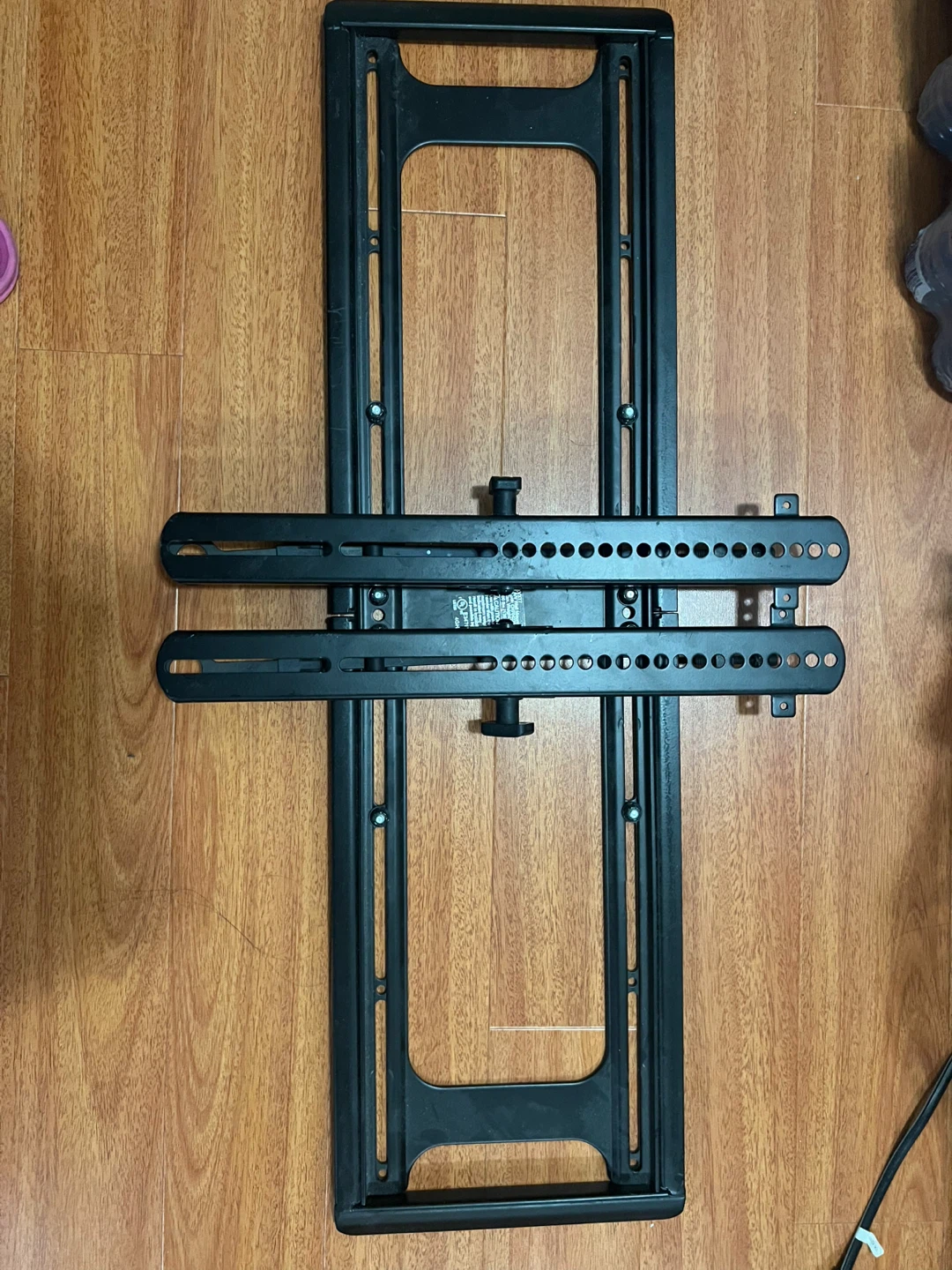Black Adjustable TV Wall Mount Bracket