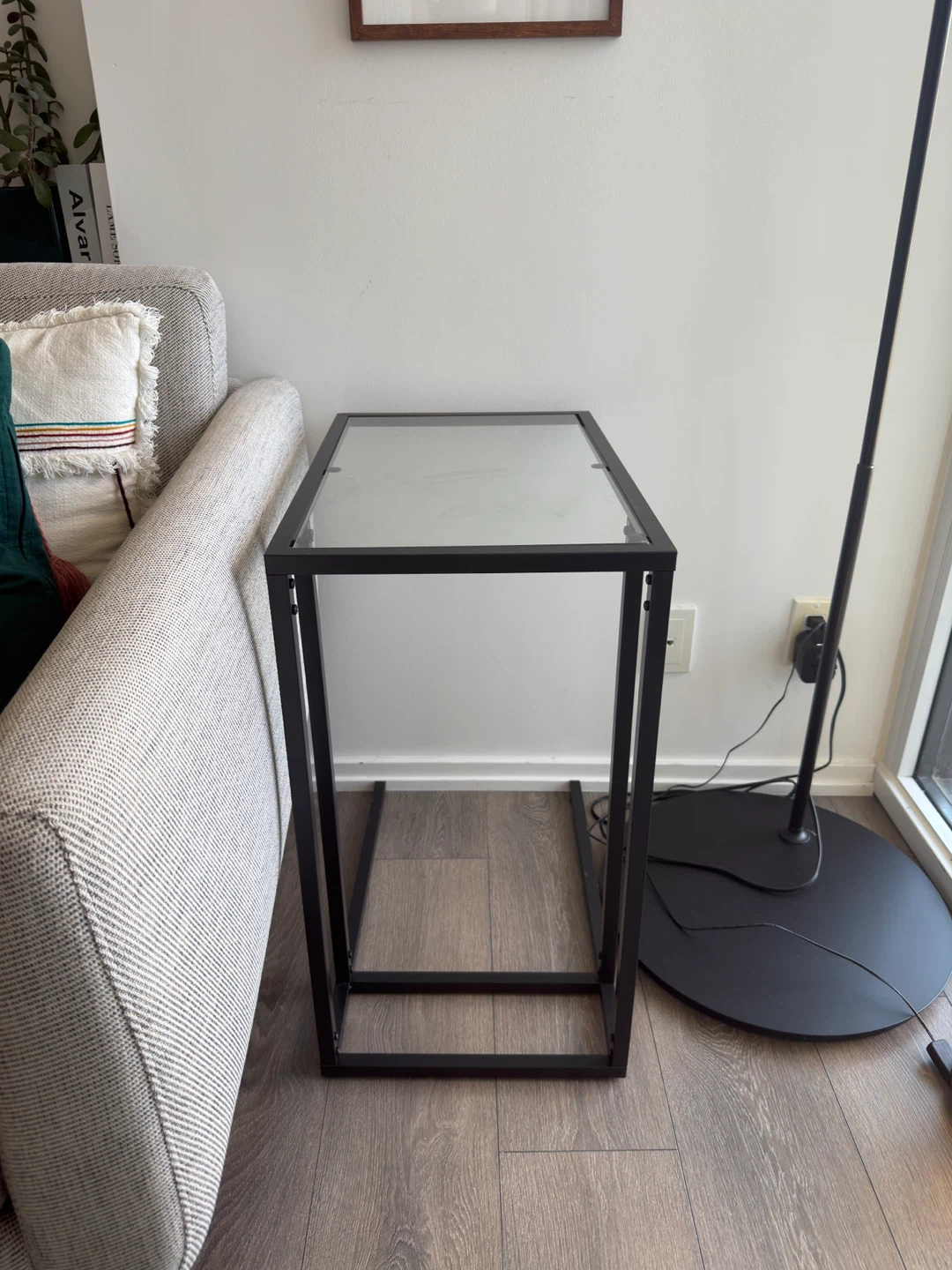 IKEA VITTSJÖ Laptop Stand/Side Table – Black/Glass